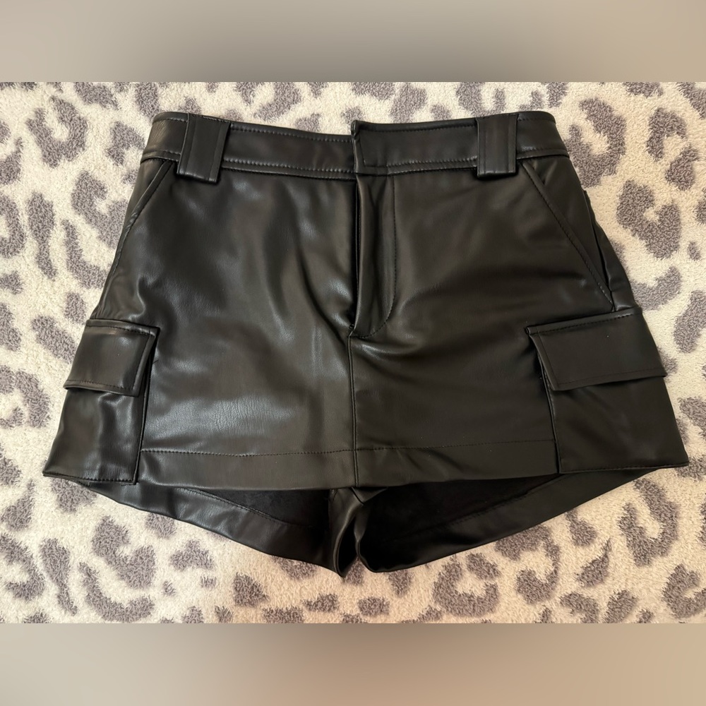 ZARA LEATHER SKORT